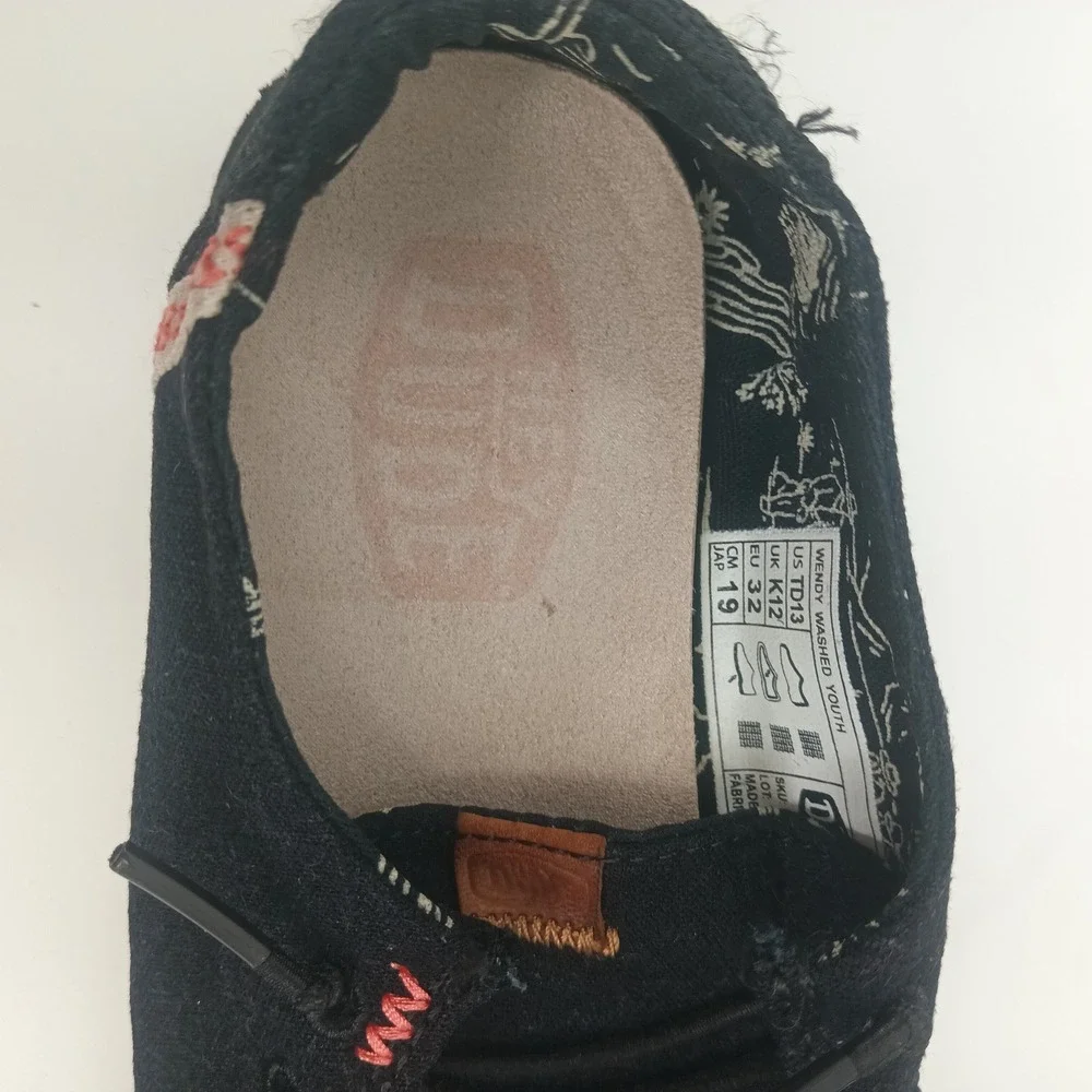 Hey Dude Wendy Washed Youth Black Canvas Slip On Loafers Shoes Size 13 Toddler